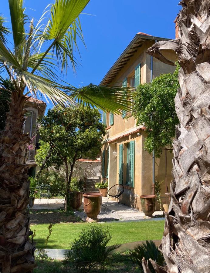 La Villa Des Amandiers Йер Экстерьер фото