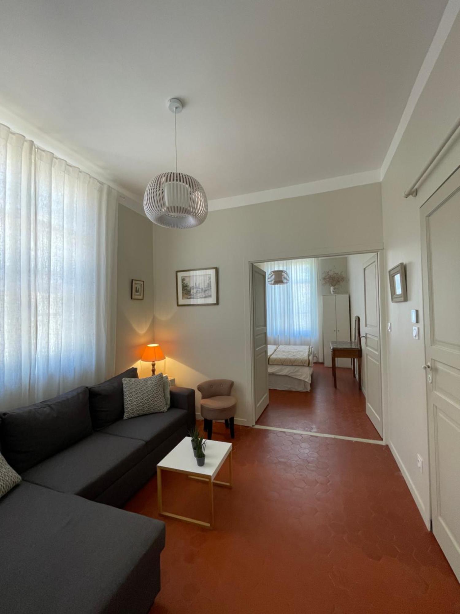 La Villa Des Amandiers Йер Экстерьер фото